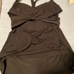 Size 10 Lululemon tank top